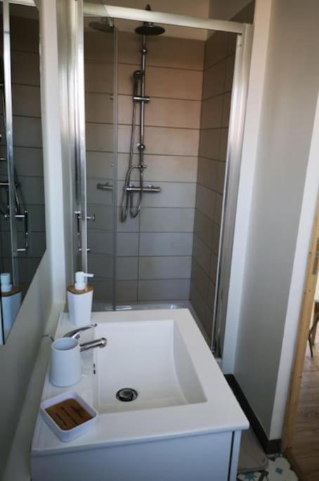 T1 - Studio Confortable Виссан Экстерьер фото